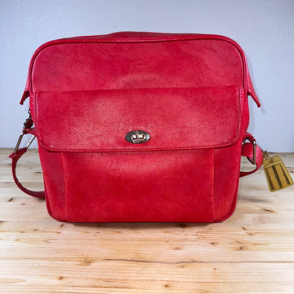 RARE Vintage Samsonite‎ HR Silhouette Red Shoulder Bag w/ Key & Tag
